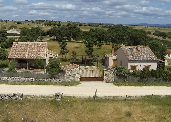 Balcon De Nut I Y Ii Casa rural Losana de Piron